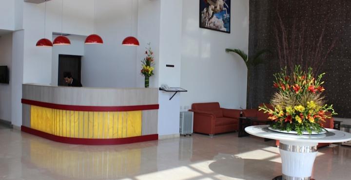 Xenious World Square Hotel 加济阿巴德 外观 照片