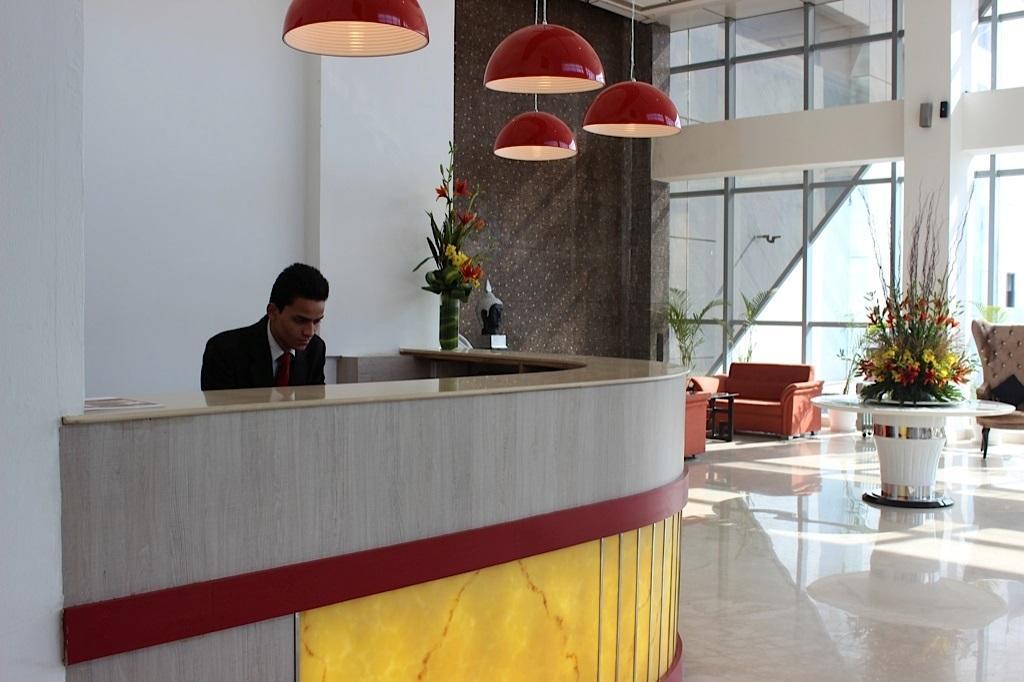 Xenious World Square Hotel 加济阿巴德 外观 照片