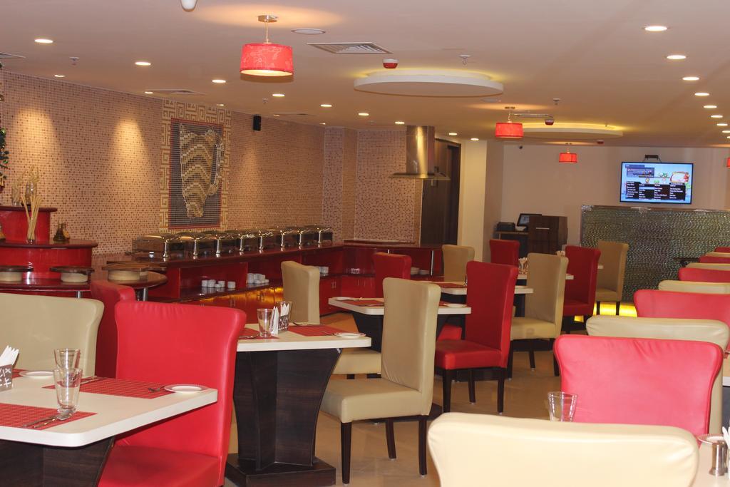 Xenious World Square Hotel 加济阿巴德 外观 照片